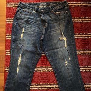 Jlo ripped jeans capri